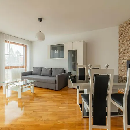 Horyzont Apartamenty- Nadmorski, Blisko Pkp I Centrum * Kolobrzeg