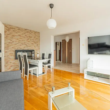 Horyzont Apartamenty- Nadmorski, Blisko Pkp I Centrum *